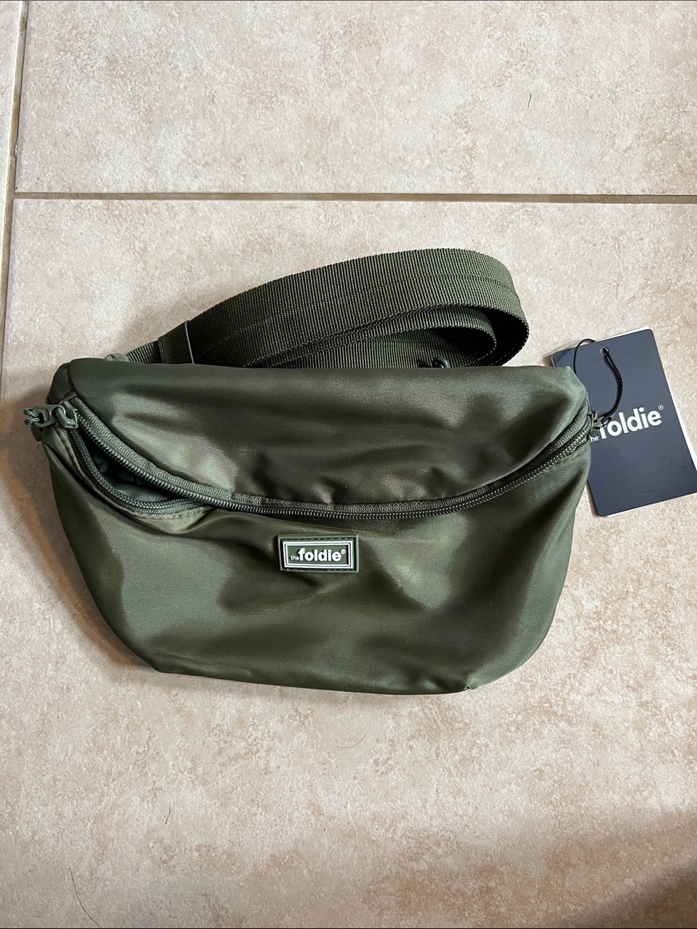 NWT the Foldie Travelsafe Olive Green Crossbody Bag